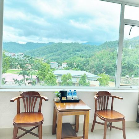 Quy Anh Hotel Bao Lac Town Экстерьер фото